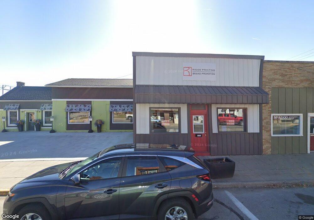 117 1st Ave E, Newton, IA 50208 - photo 1