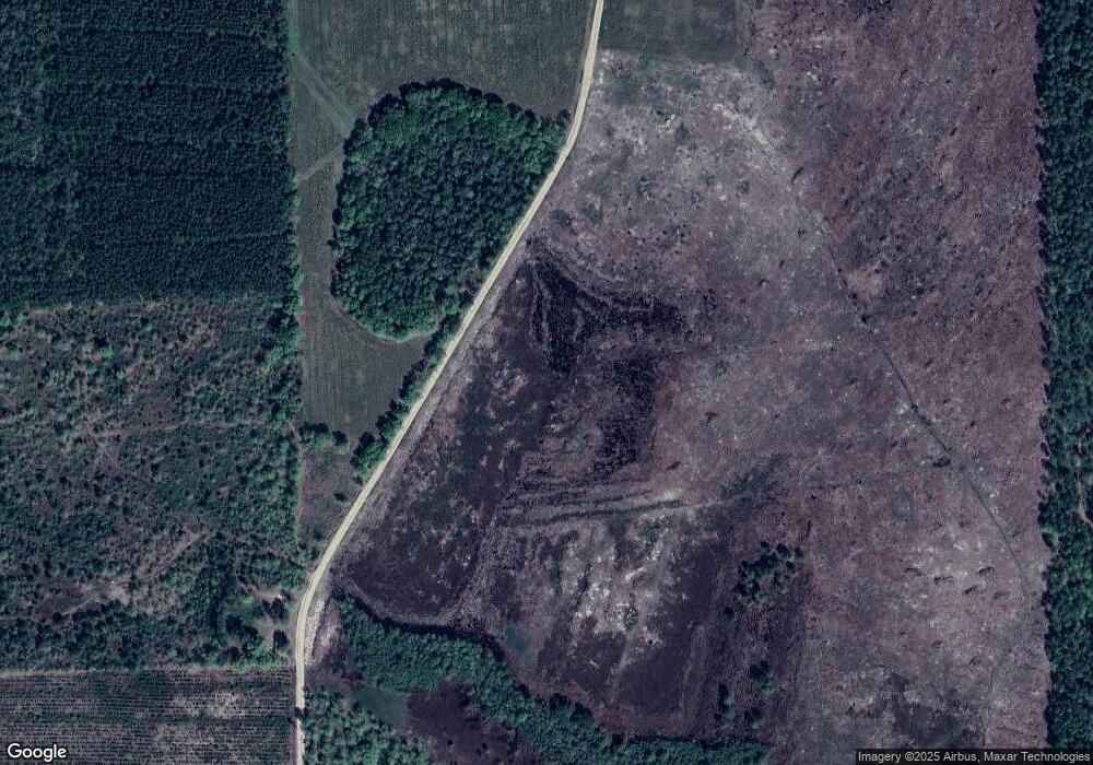 116 Twin Gables Rd, Broxton, GA 31519 - photo 1