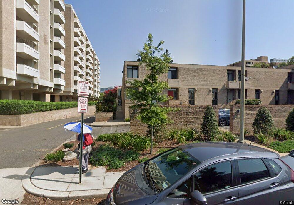 397 N St SW unit 102, Washington, DC 20024 - photo 1