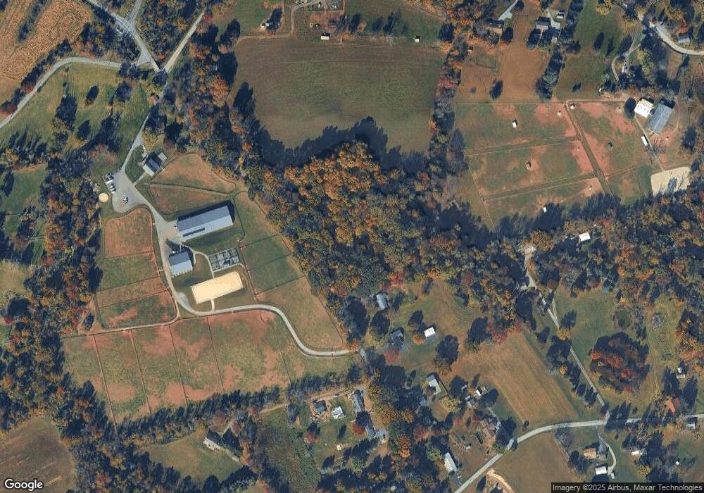 267 Porters Mill Rd, Pottstown, PA 19465 - photo 1