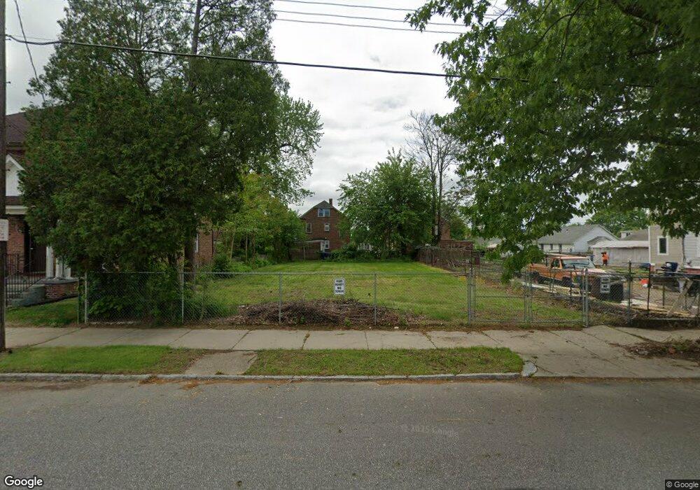 37 Shillingford St unit 39, Springfield, MA 01109 - photo 1