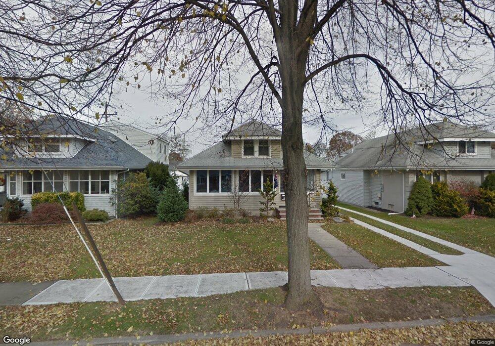 963 Thomas Ave, Baldwin, NY 11510 - photo 1