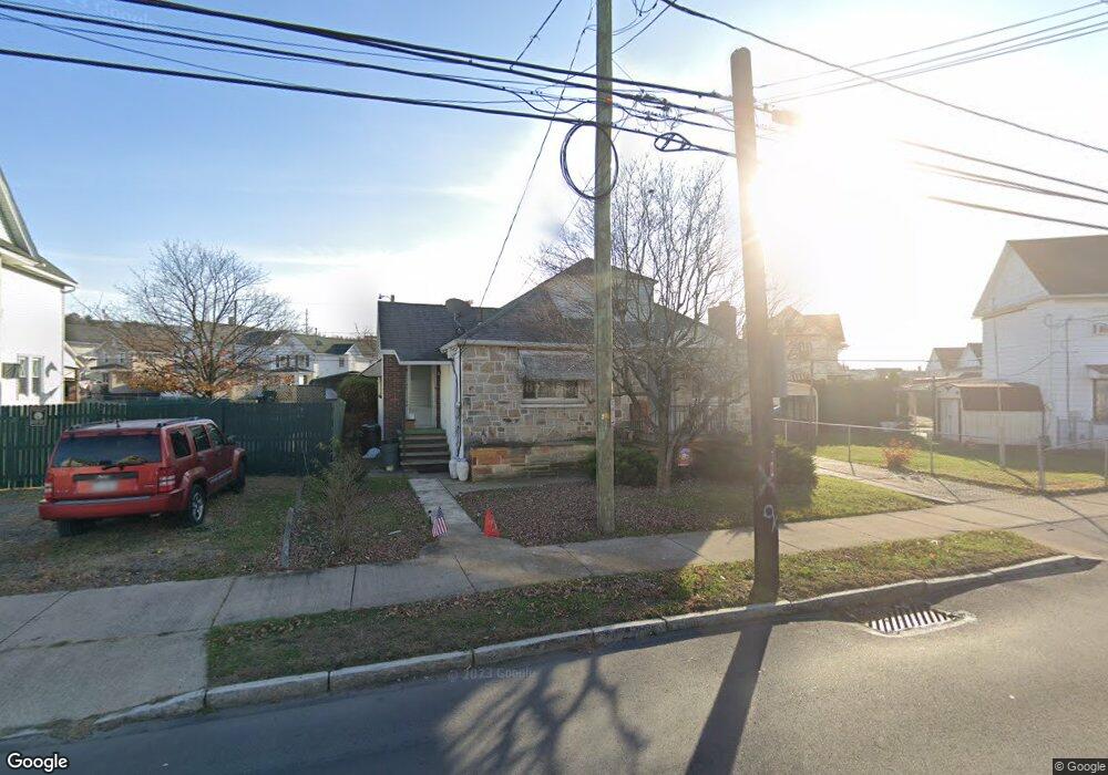 875 Scott St, Wilkes-Barre, PA 18705 - photo 1