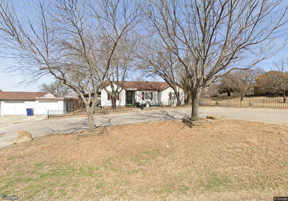 400 W Mulberry St, Decatur, TX 76234 - photo 1