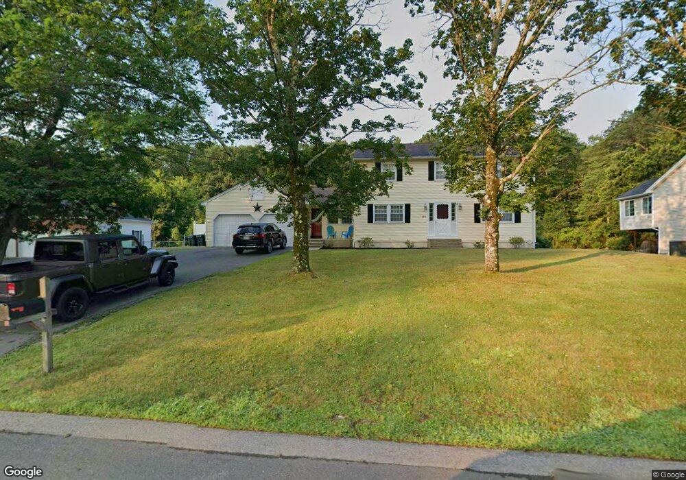 483 Arlington St, Dracut, MA 01826 - photo 1