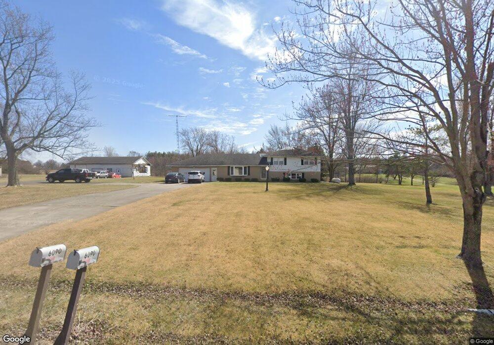 6090 E Bluelick Rd, Lima, OH 45801 - photo 1