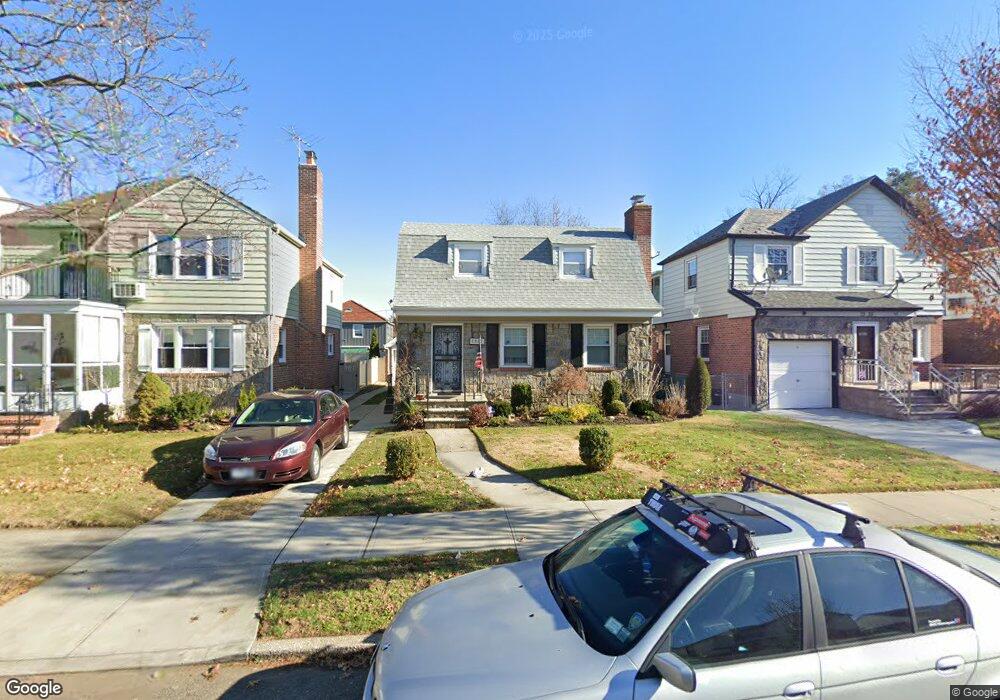 7331 194th St, Fresh Meadows, NY 11366 - photo 1