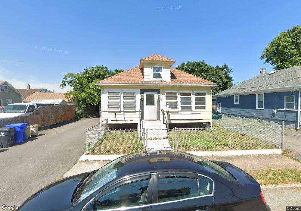 72 Draper St, Pawtucket, RI 02861 - photo 1