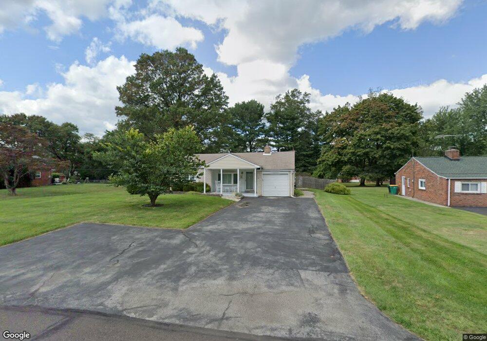 1413 Marlyns Ln, North Wales, PA 19454 - photo 1