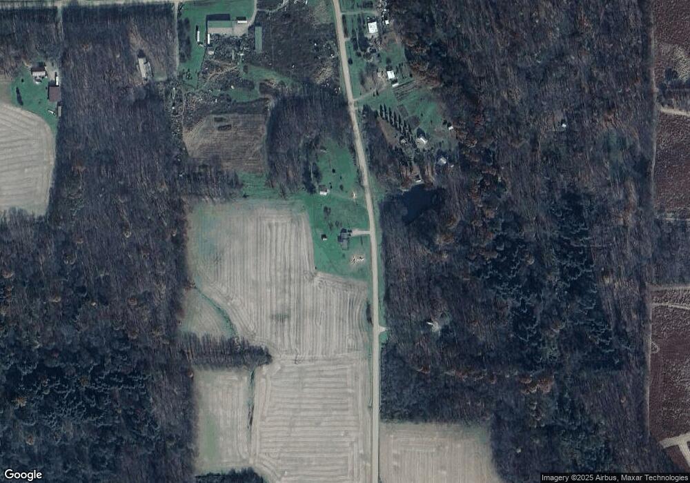 19721 Greenleaf Dr, Saegertown, PA 16433 - photo 1