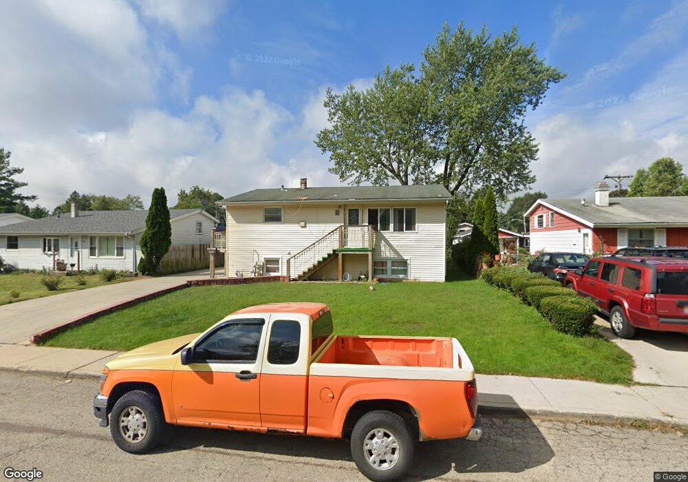 2113 Tepee Ave, Carpentersville, IL 60110 - photo 1