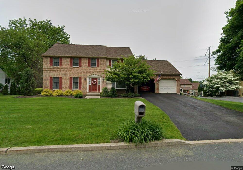 5515 Reid Ln, Allentown, PA 18104 - photo 1