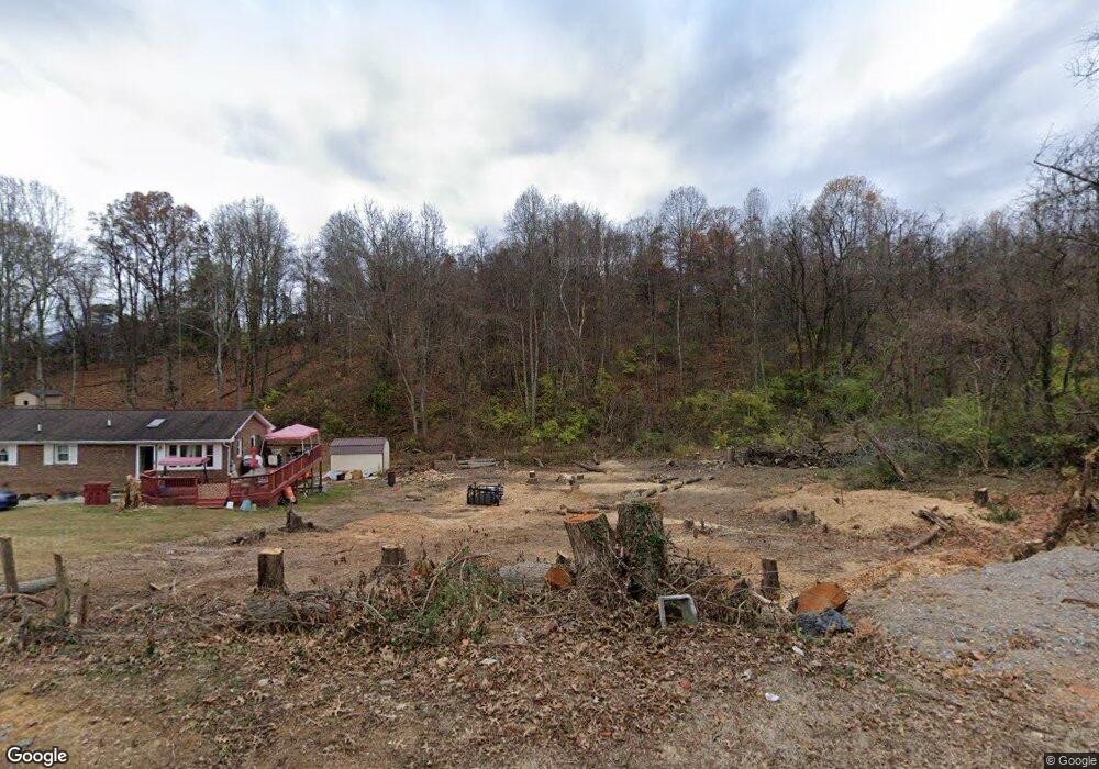 1406 Stoneybrook Dr, Johnson City, TN 37601 - photo 1