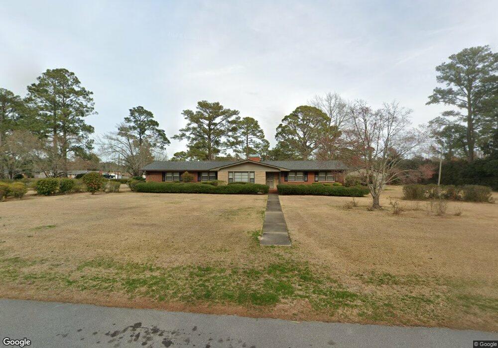 301 Country Club Dr, Jacksonville, NC 28546 - photo 1