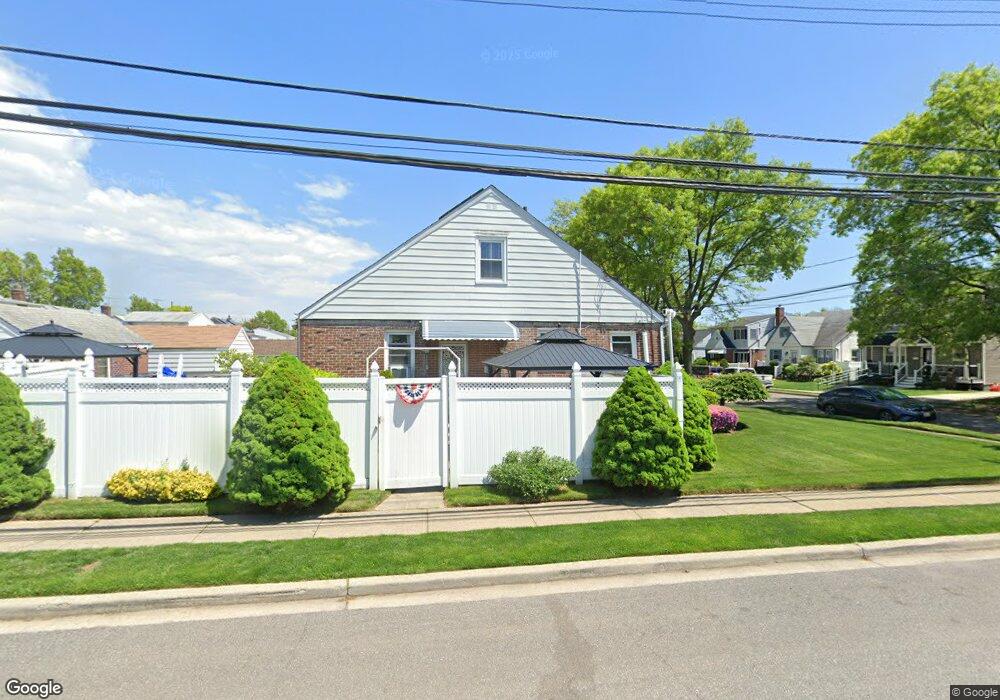 1098 Carukin St, Franklin Square, NY 11010 - photo 1