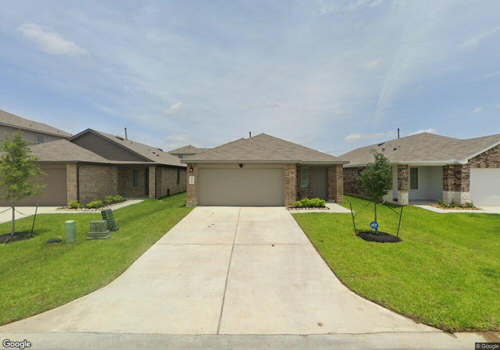 16671 Lonely Pines Dr, Conroe, TX 77302 - photo 1
