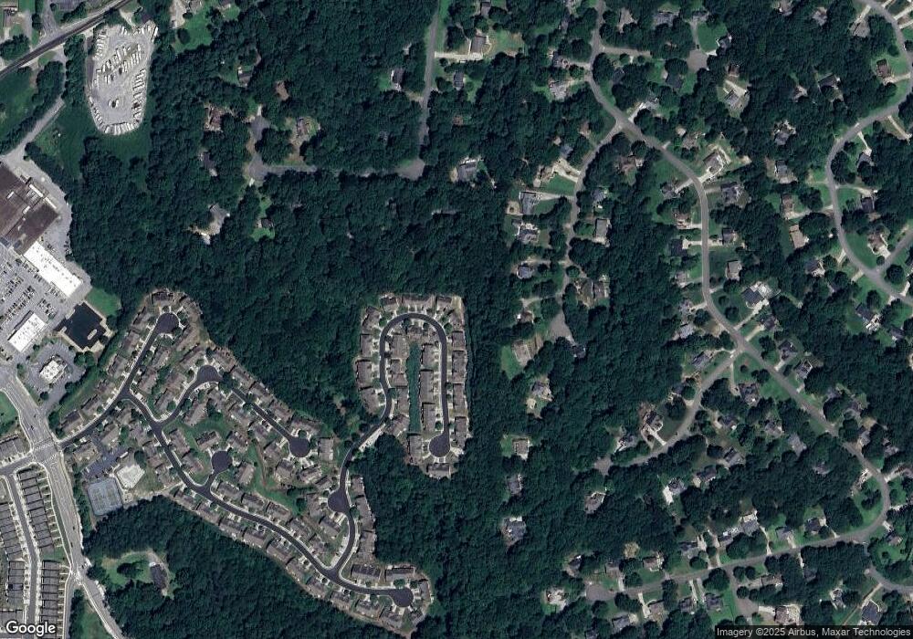 573 Fox Creek Crossing unit N/A, Woodstock, GA 30188 - photo 1