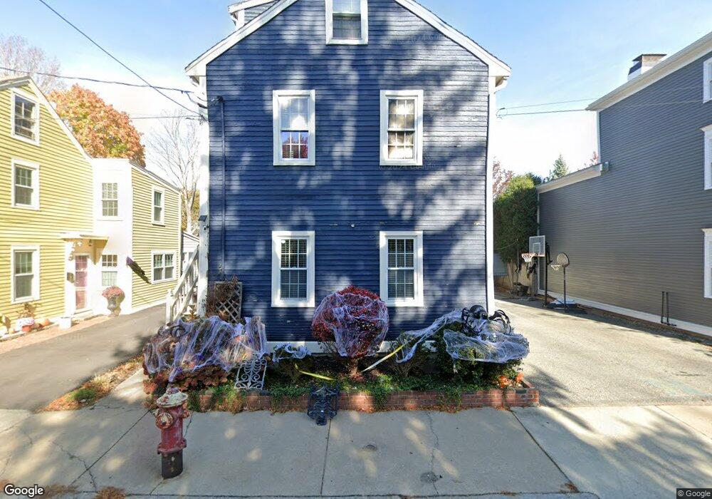 81 Prospect St unit 1, Newburyport, MA 01950 - photo 1