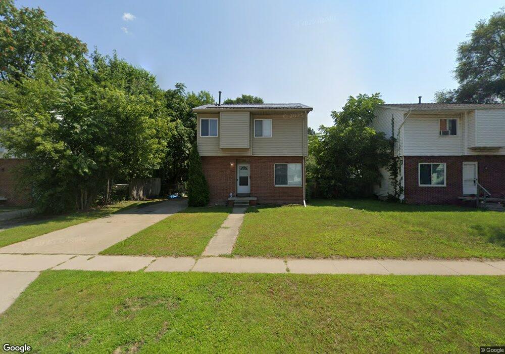 3028 24th St, Port Huron, MI 48060 - photo 1