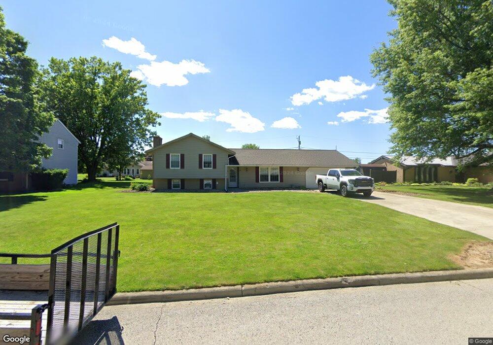 1215 Lynne Ave, Bucyrus, OH 44820 - photo 1