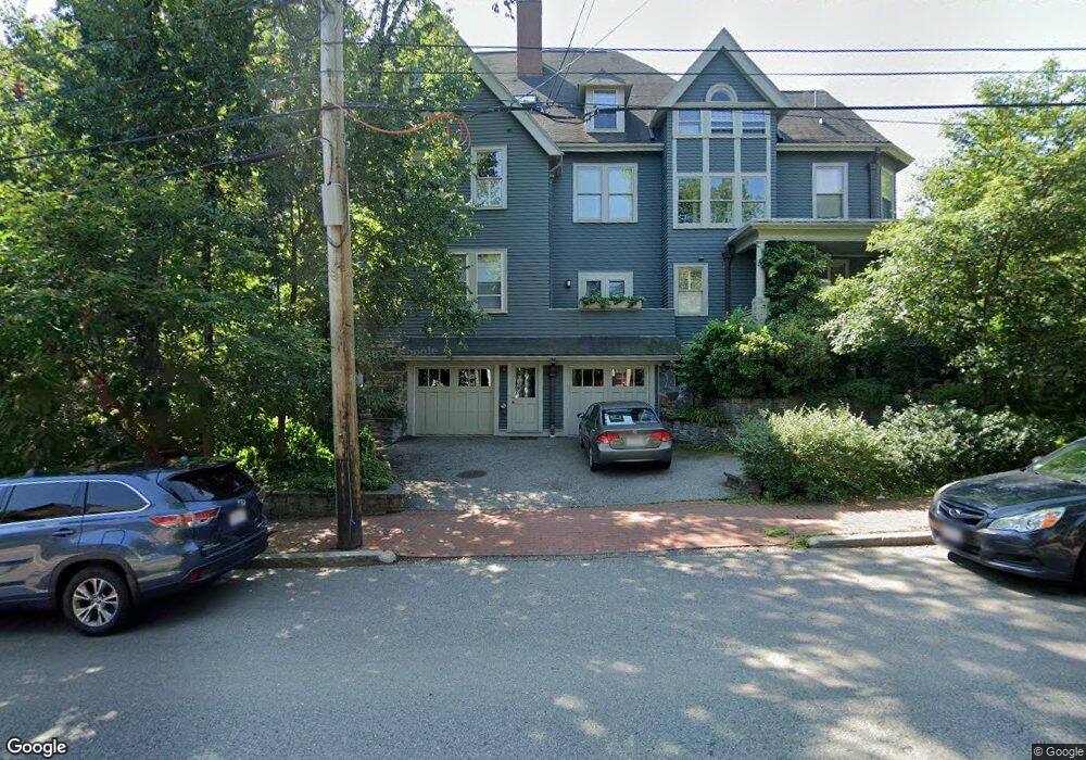 80 Upland Rd unit A,1, Cambridge, MA 02140 - photo 1