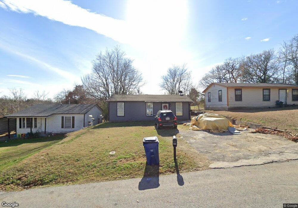 1026 W Texas St, Denison, TX 75020 - photo 1