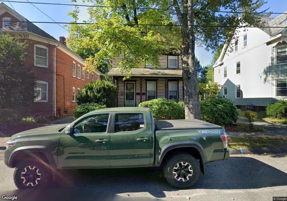 19 Munroe St, Northampton, MA 01060 - photo 1