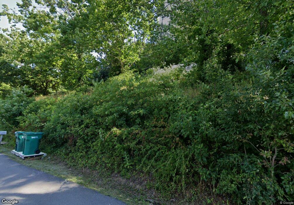 314 E 5th Ave, Watauga, TN 37694 - photo 1