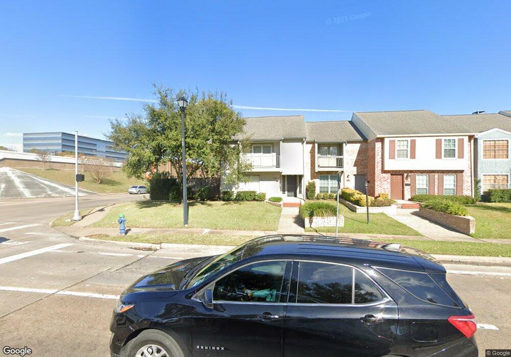 10268 Briar Forest Dr unit 24, Houston, TX 77042 - photo 1