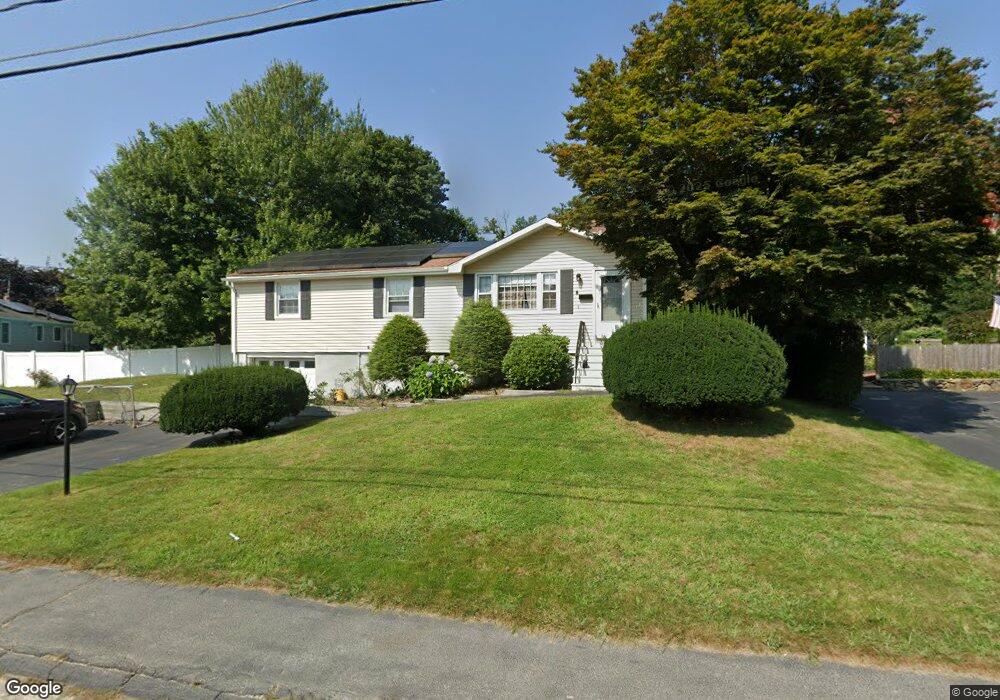 4 Standish Rd, Bellingham, MA 02019 - photo 1