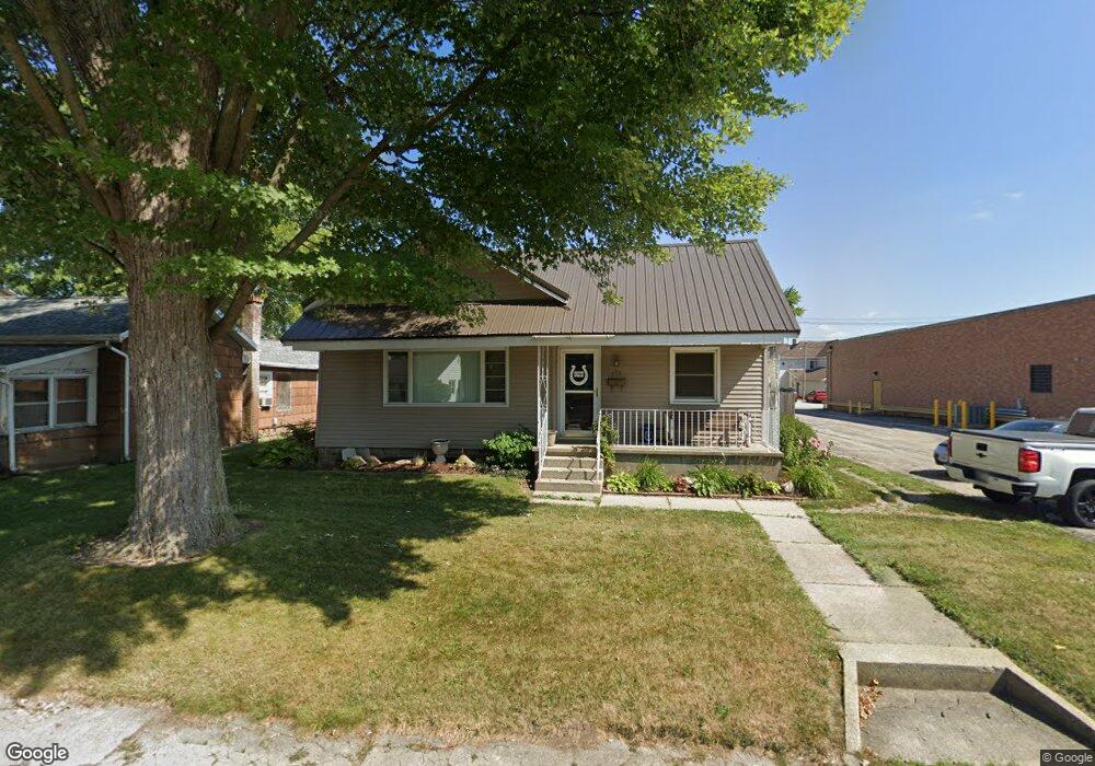 415 W Cherry St, Bluffton, IN 46714 - photo 1
