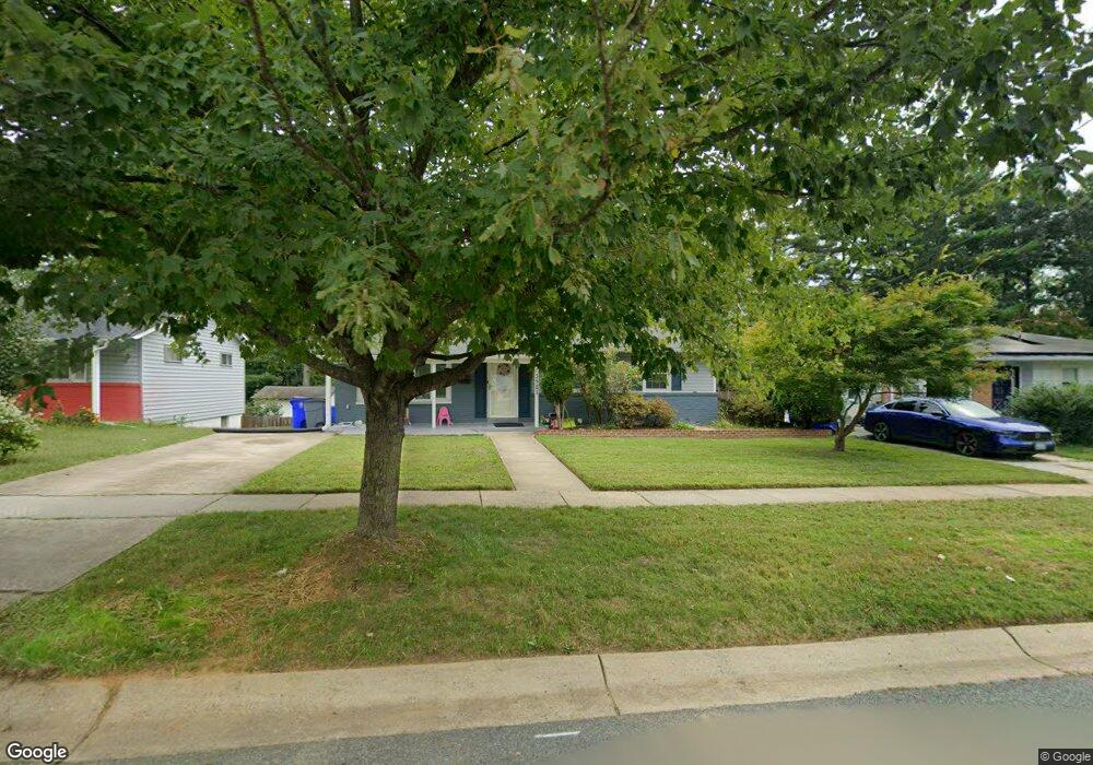 13521 Turkey Branch Pkwy, Rockville, MD 20853 - photo 1