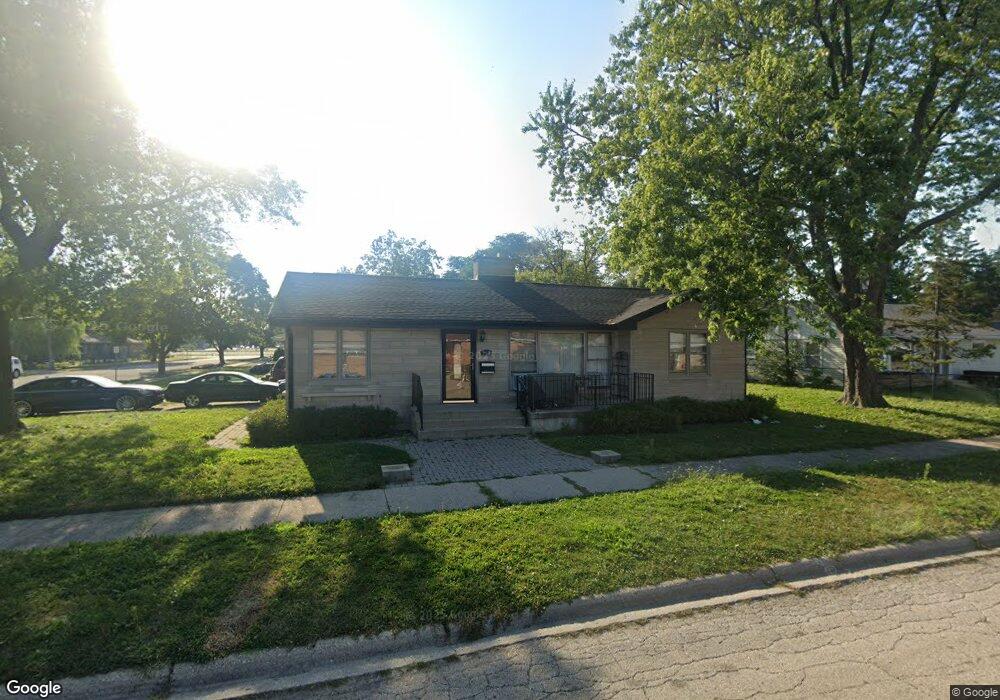 750 S Fulton Ave, Waukegan, IL 60085 - photo 1