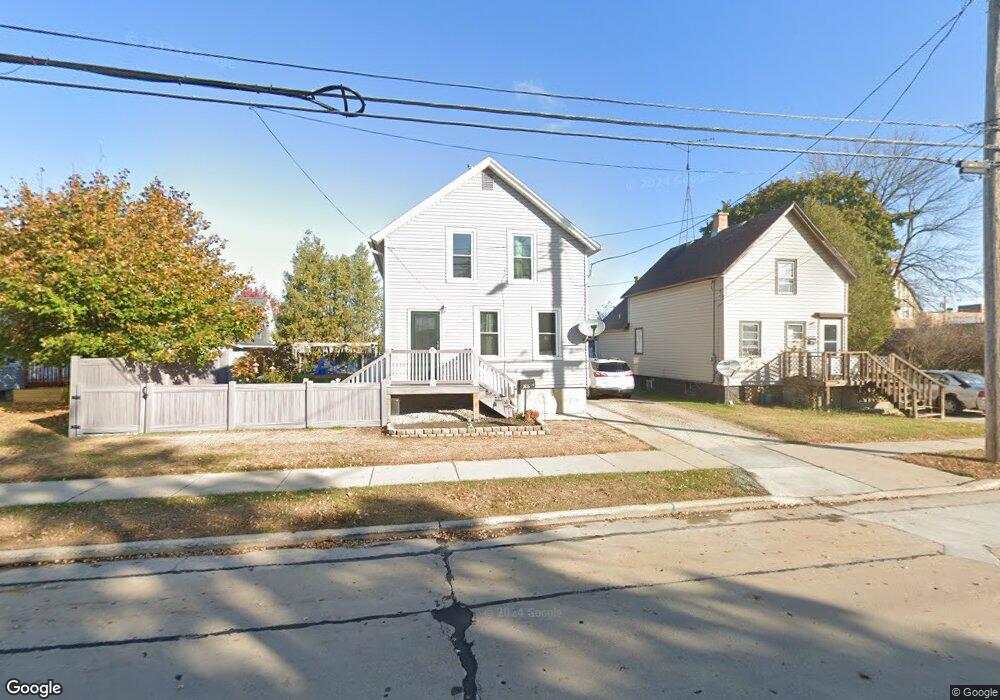 1816 12th St, Two Rivers, WI 54241 - photo 1