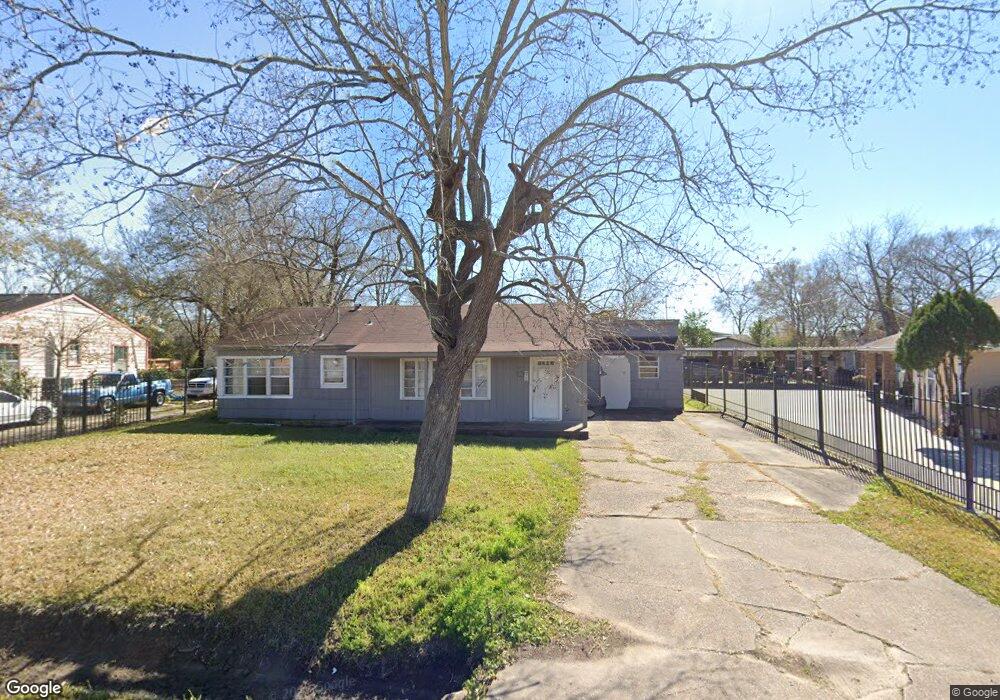 7414 Bradford St, Houston, TX 77087 - photo 1