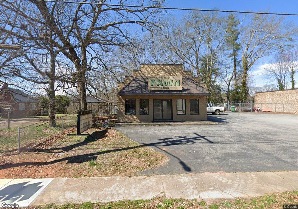 355 General Daniels Ave N, Danielsville, GA 30633 - photo 1