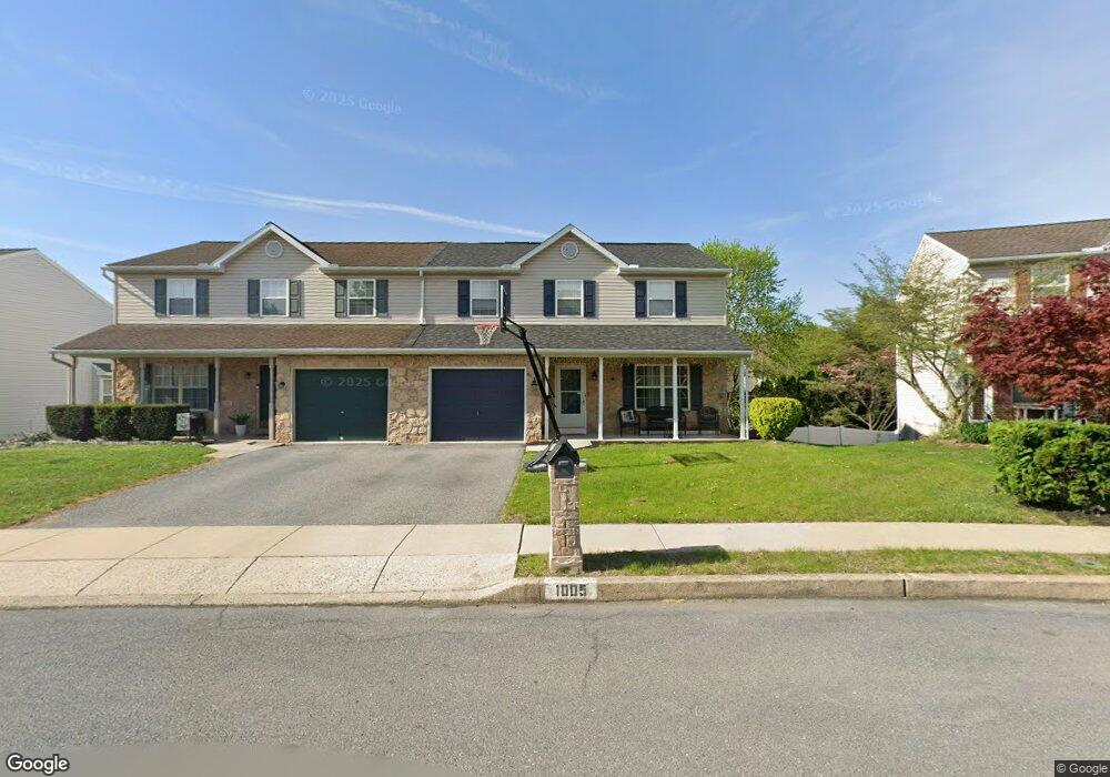 1005 Amity Cir, Reading, PA 19605 - photo 1