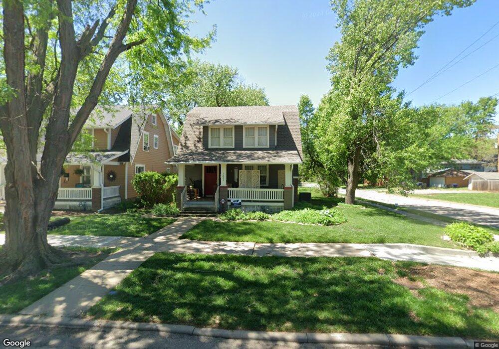 1301 SW Wayne Ave, Topeka, KS 66604 - photo 1