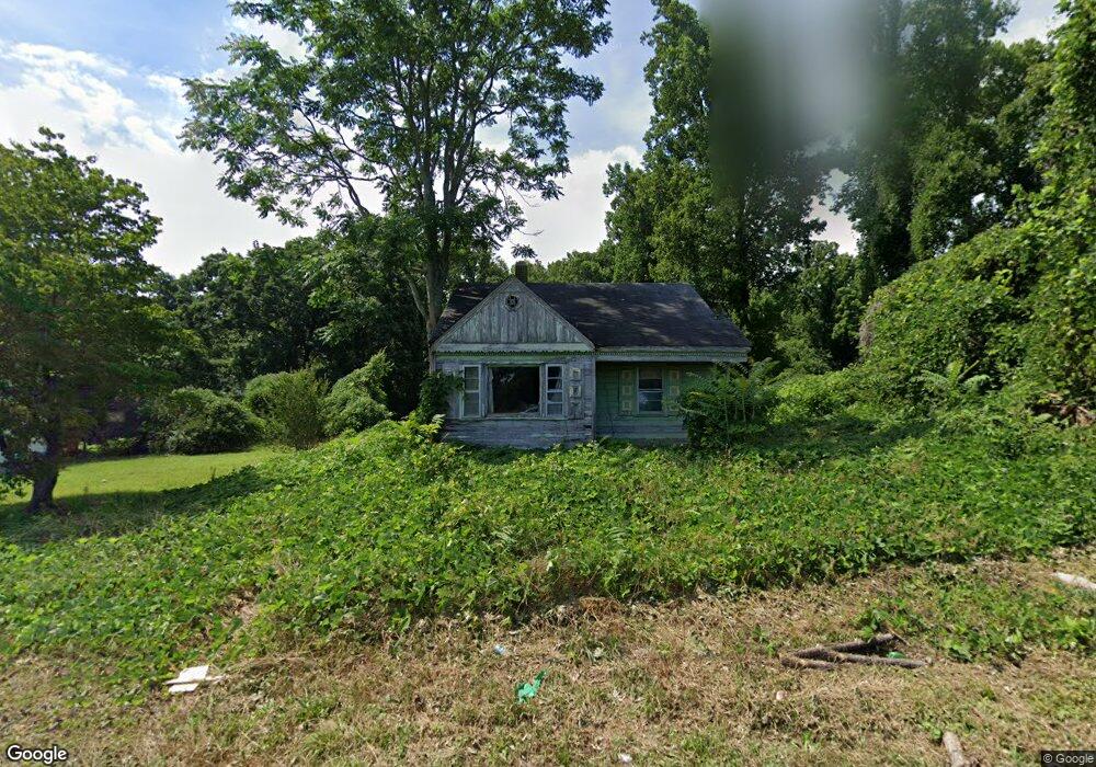 817 Willow St, Reidsville, NC 27320 - photo 1