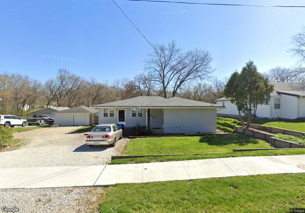 1232 Hackley Ave, Des Moines, IA 50315 - photo 1