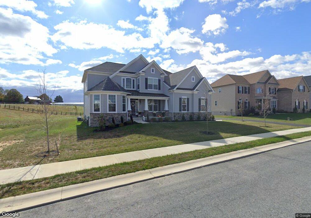 619 Highpointe Dr, New Castle, DE 19720 - photo 1