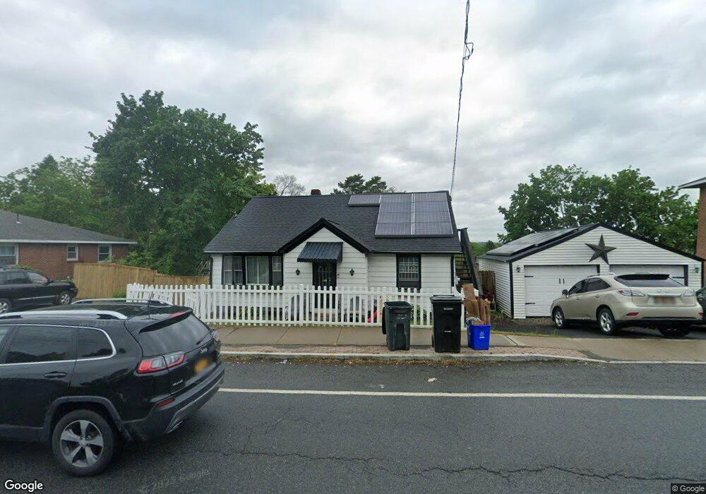 63 Vandenburgh Ave unit 5, Troy, NY 12180 - photo 1