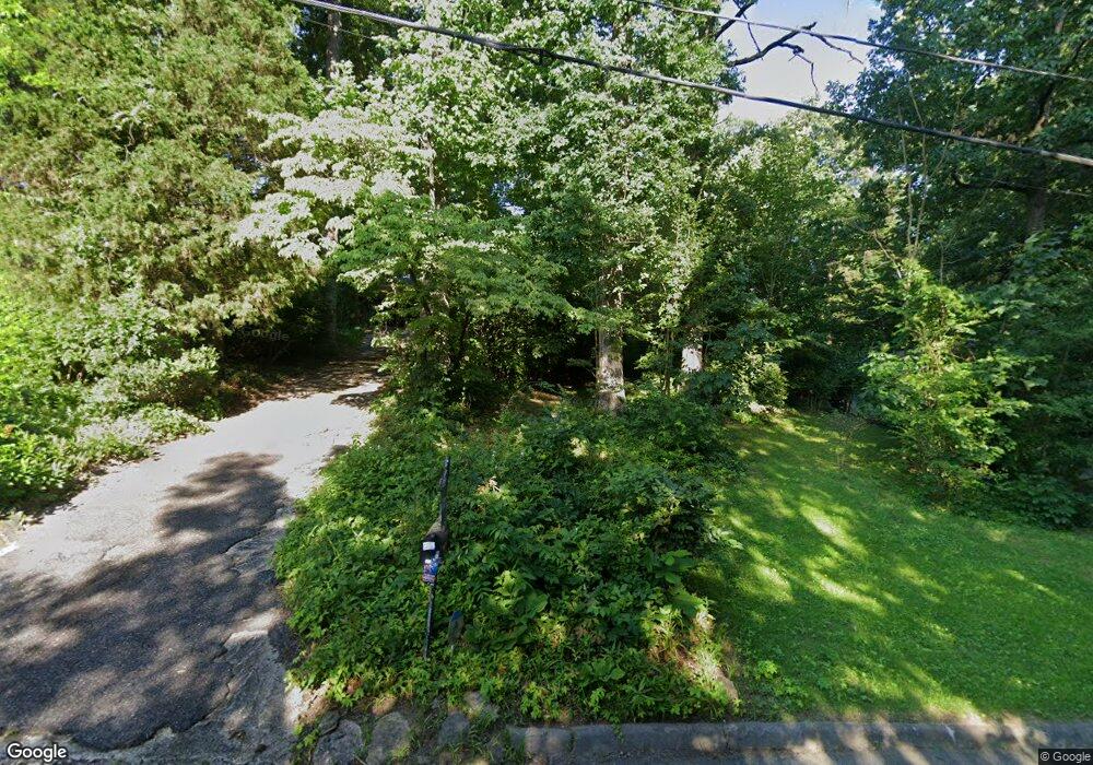 1138 Robert Ln, Marietta, GA 30062 - photo 1