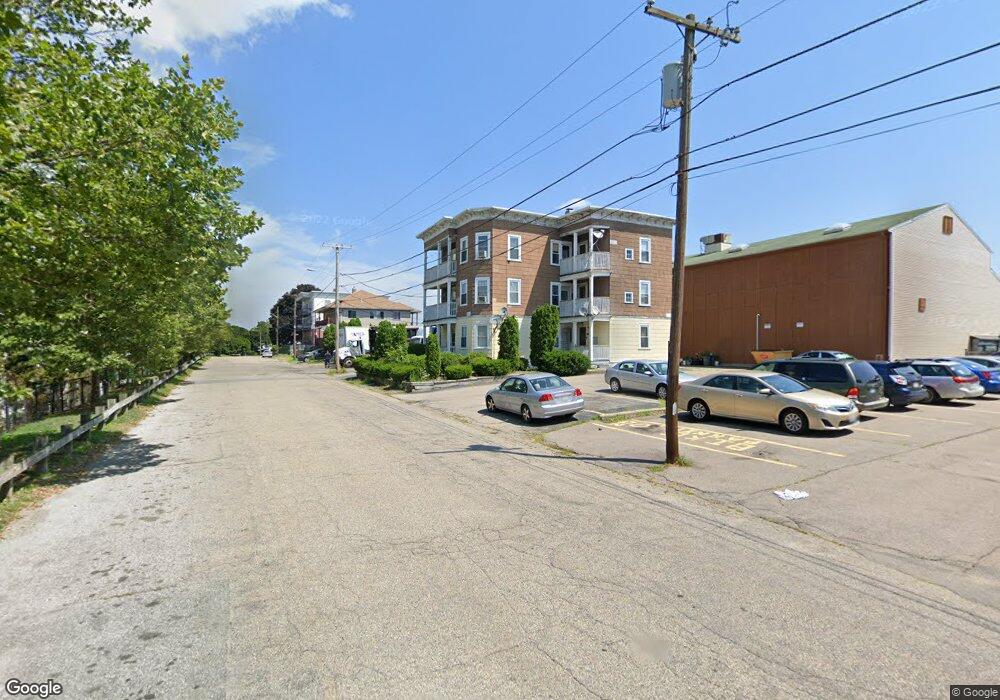 419 Burnside Ave, Woonsocket, RI 02895 - photo 1