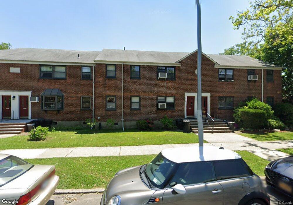 19912 19th Ave unit 2, Whitestone, NY 11357 - photo 1