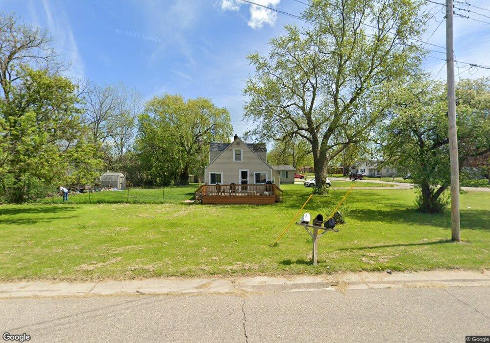 2231 Harwine St, Flint, MI 48532 - photo 1