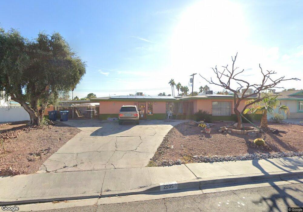 2205 Siesta Ave unit 11, Las Vegas, NV 89169 - photo 1