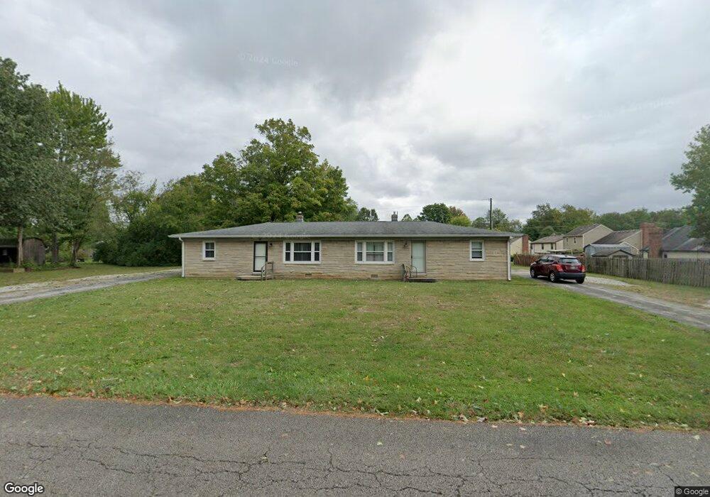 855 Brookside Ln, Plainfield, IN 46168 - photo 1