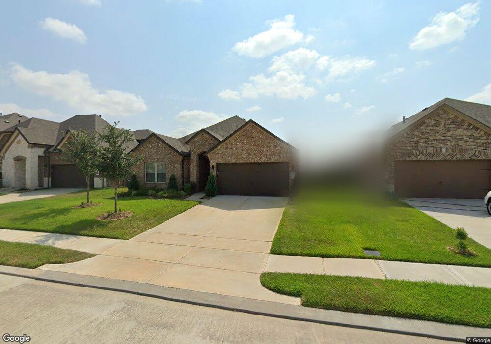 2711 S Galveston Ave, Pearland, TX 77581 - photo 1