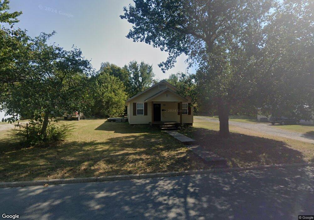 914 N Vinita Ave, Tahlequah, OK 74464 - photo 1